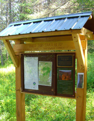 Classic Trailhead Kiosk: A Timber Frame Sign Board