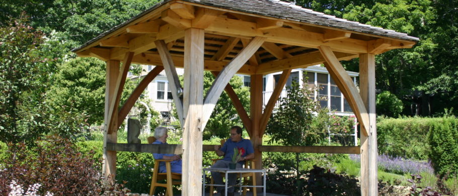 100 square foot gazebo pond side