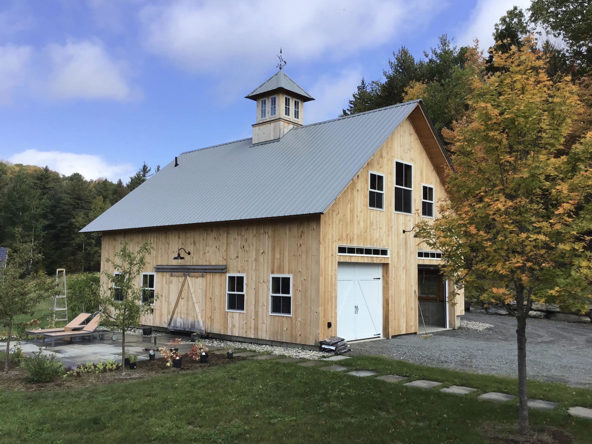 Timber Frame Barn With Finished Apartment And Cupola