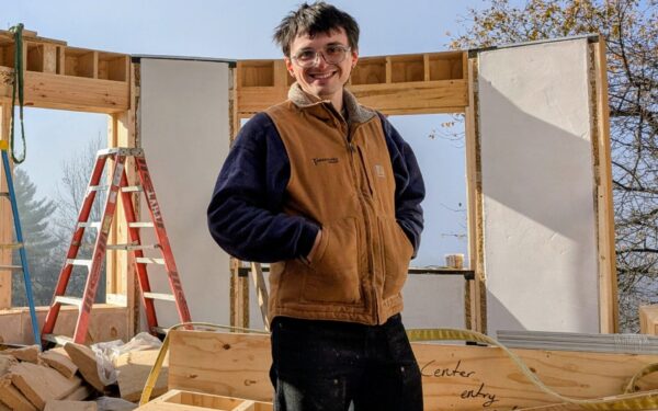 Pat, Andrew, and Steve raise the Yapo house!